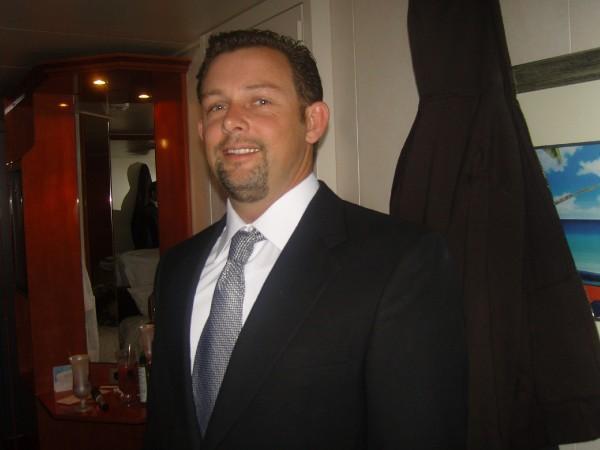 Date this cute United States man Heartseek47 from Californa US3643