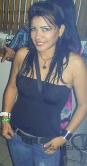 Date this hard body Colombia girl Mary from Bogota CO1354