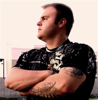 Date this delightful United States man Robert from Acton Billings US3704