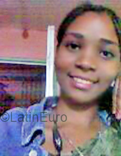 Date this happy Dominican Republic girl Virginia from Puerto Plata DO1737