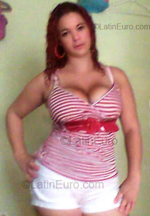 Date this pretty Dominican Republic girl Johanna from  DO1783