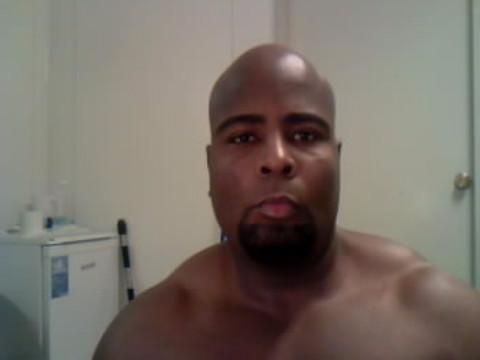 Date this pretty United States man Za500 from college park US4073