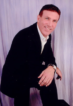 Date this happy United States man Robert from Dallas CO1586