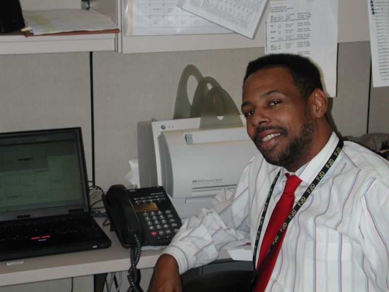 Date this athletic United States man MoJohnson from Philadelphia US4091