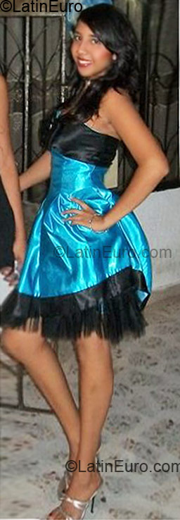 Date this exotic Colombia girl Stefhania from Barranquilla CO1616