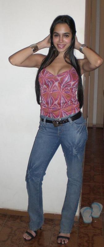 Date this gorgeous Brazil girl Daniela from Rio De Janeiro BR1796