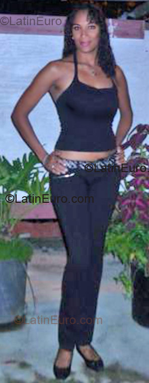 Date this pretty Dominican Republic girl Jackeline from Santiago DO1951