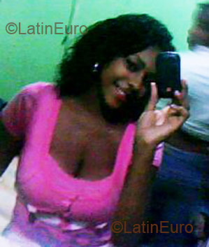 Date this gorgeous Dominican Republic girl Chamerys from Santiago DO2046