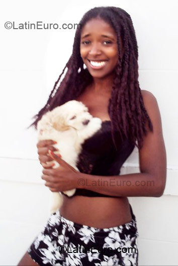 Date this cute Brazil girl Paula from Rio de Janeiro BR1894