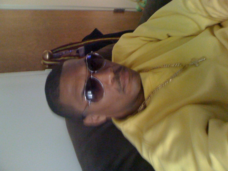 Date this georgeous Brazil man Currie from Brooklyn BR1902