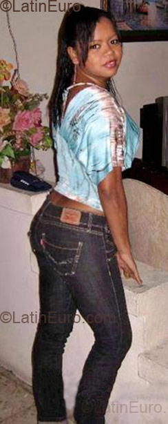 Date this exotic Colombia girl Gladis Edith from Cali CO1764