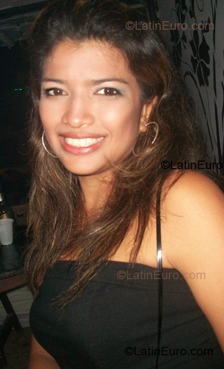Date this stunning Colombia girl Kelly Johanna from Barranquilla CO1777