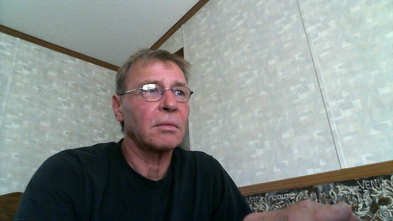 Date this pretty United States man Built1 from Tallahassee US4498