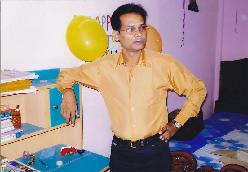 Date this nice looking Bangladesh man Abumosharouf(88 from Dhaka BD7