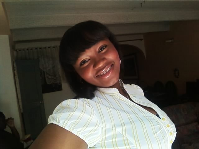 Date this charming Colombia girl Viky85 from cali CO1831