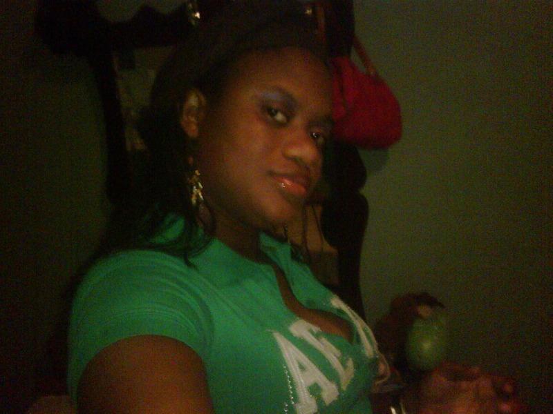 Date this beautiful Jamaica girl Venisa from Montego Bay JM61