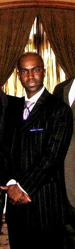 Date this tall United States man Bronzeadonis from Dallas US4639