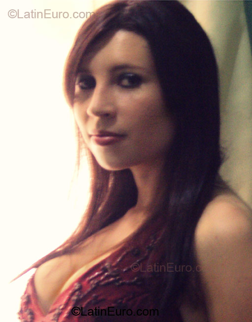 Date this attractive Brazil girl Daiane from Caxias do Sul BR1961