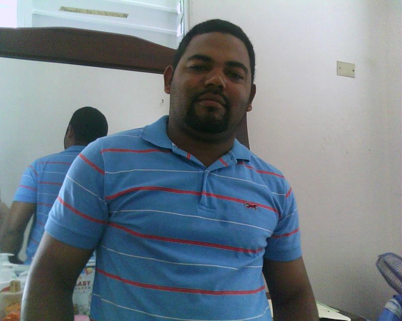 Date this tall Dominican Republic man Tito from Nagua DO2293