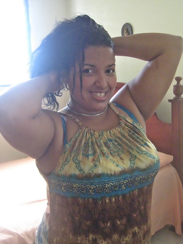 Date this hot Dominican Republic girl Sonia from Santiago DO2433