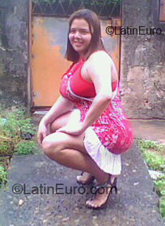 Date this nice looking Brazil girl Suellen from Rio De Janeiro BR2087