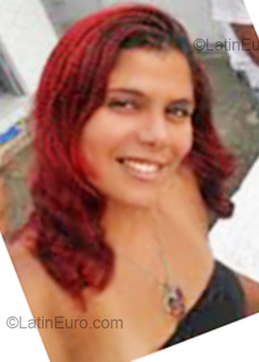 Date this attractive Brazil girl Livia from Paulista BR2109