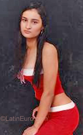 Date this sultry Colombia girl Tania Yeraldin from Granada CO2206