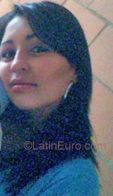 Date this good-looking Colombia girl Dianitaqa from Bogota CO2569