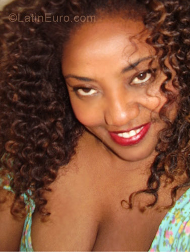 Date this beautiful Brazil girl TEKABRAND from Sao Paulo BR2203