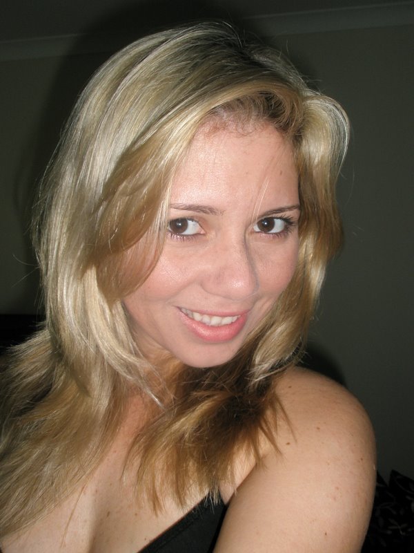 Date this fun Brazil girl Camila from Rio De Janeiro BR2204