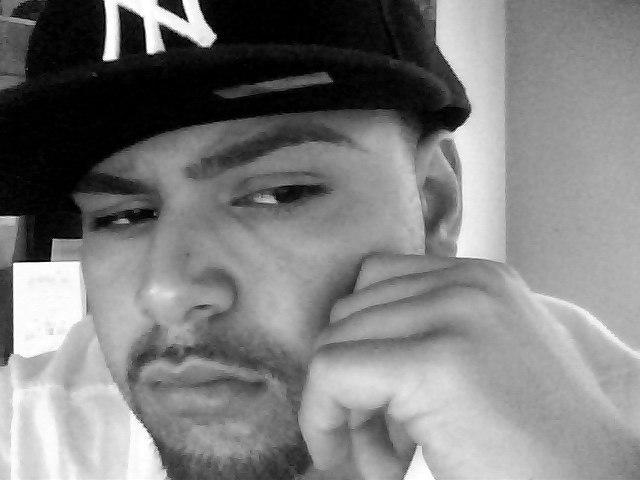 Date this pretty United States man SHOOTER from Brooklyn US5137