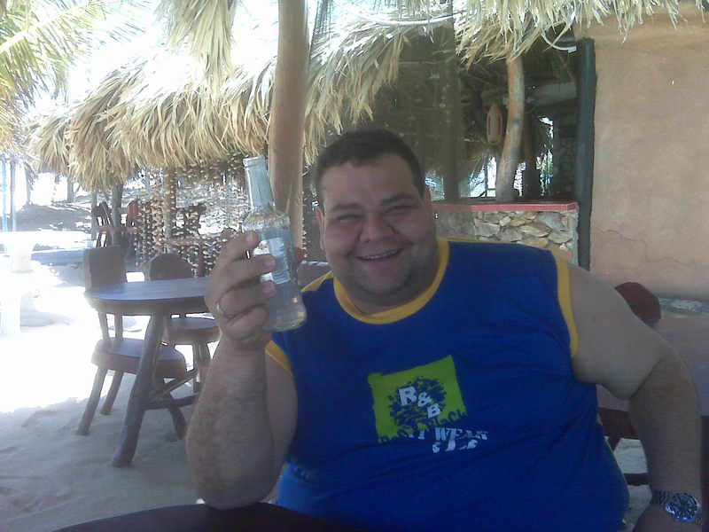 Date this tall Venezuela man Manny from Maracay VE13