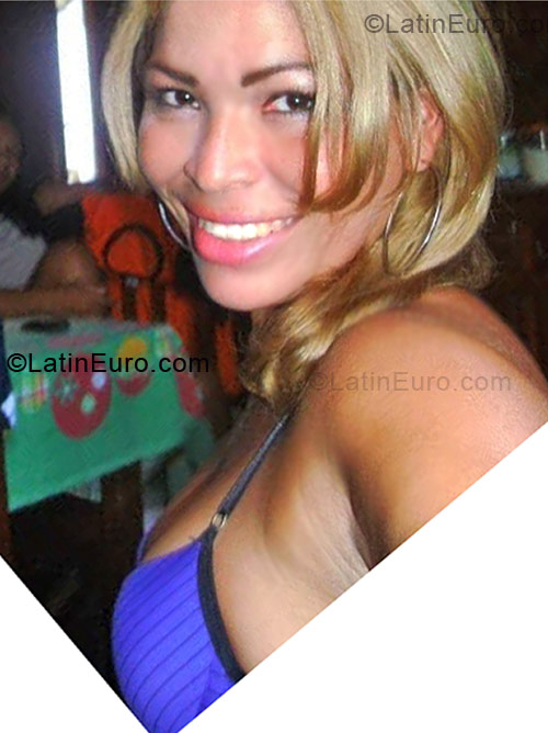 Date this foxy Brazil girl Nelmiza from Manaus BR2278