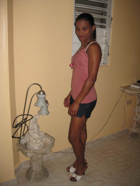 Date this gorgeous Dominican Republic girl DO3308 from Santiago DO3308