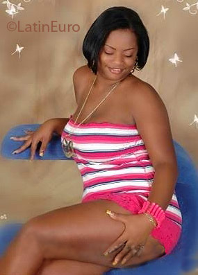 Date this attractive Dominican Republic girl De from San Pedro De Macoris DO3338