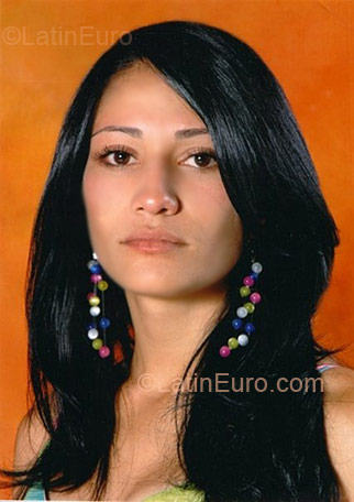 Date this hard body Colombia girl LPISIT from Medellin CO3134