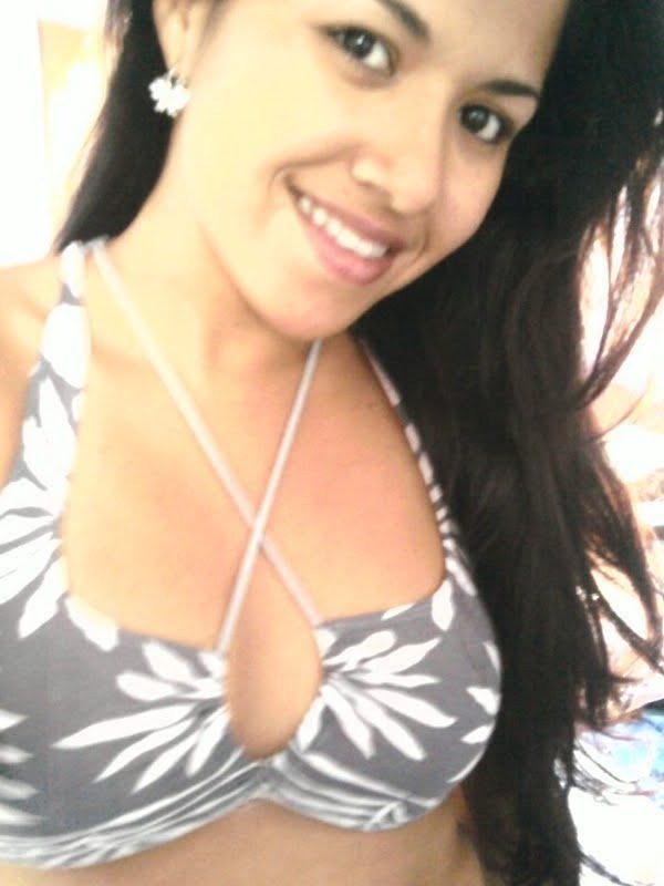 Date this nice looking Brazil girl Lila from Recife BR2473
