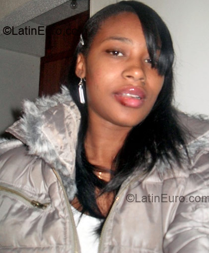 Date this sultry Colombia girl Karolina from Bogota CO3175