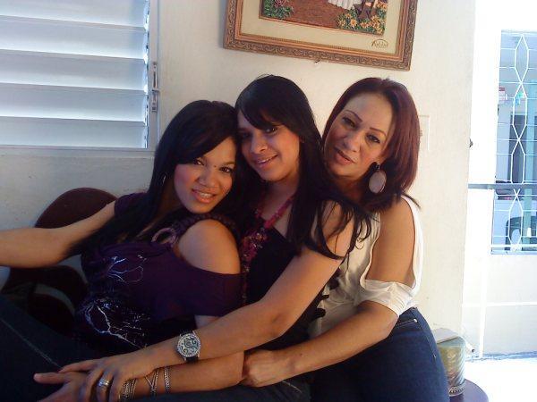 Date this stunning Dominican Republic girl Hilda from Santo Domingo DO3612