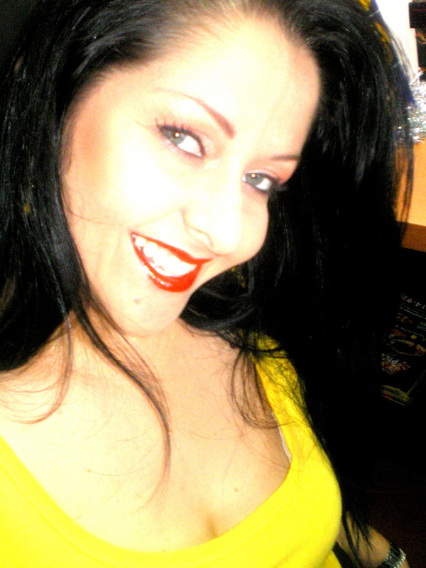 Date this voluptuous Brazil girl Ldica from Curitiba BR2611