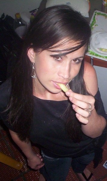 Date this good-looking Colombia girl Clau from Bogota CO3485