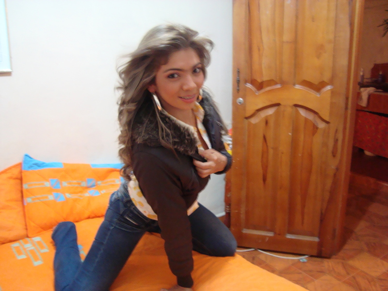 Date this hard body Colombia girl Catalina from Medellin CO3514