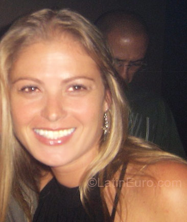Date this good-looking Brazil girl Alezinha from Sao Paulo BR2651