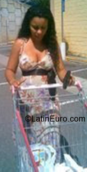 Date this fun Brazil girl Lilla from Salvador BR2669