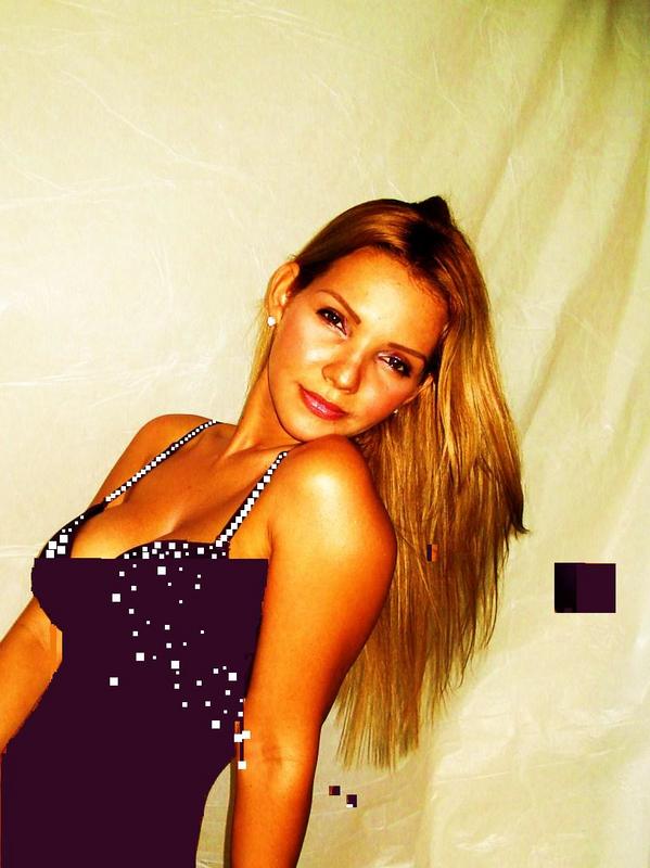 Date this lovely Colombia girl Mariana from Bogotá CO3591