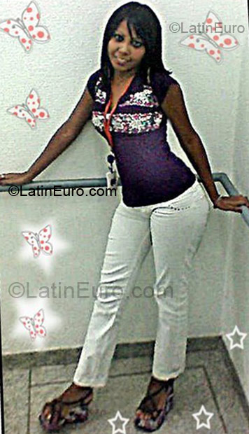 Date this fun Brazil girl Evelyn from Sao Paulo BR7174