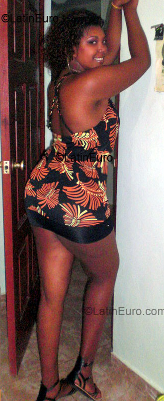 Date this young Dominican Republic girl Marlenys from La Vega DO3937