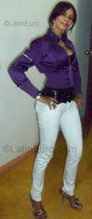 Date this charming Dominican Republic girl Nelly from Santiago DO3968