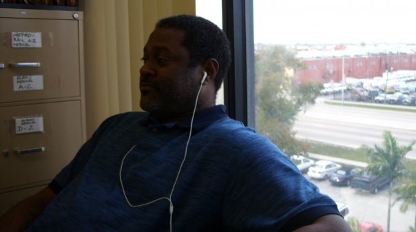Date this happy United States man Edward from Miami Gardens US5862