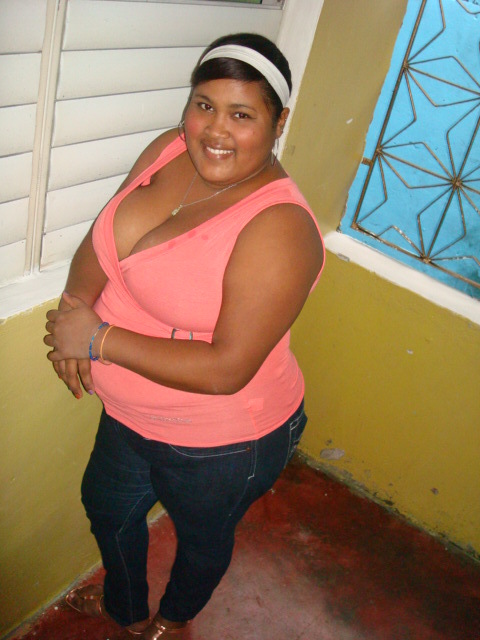 Date this sensual Dominican Republic girl Rosangela Mejia from Santo Domingo DO4011